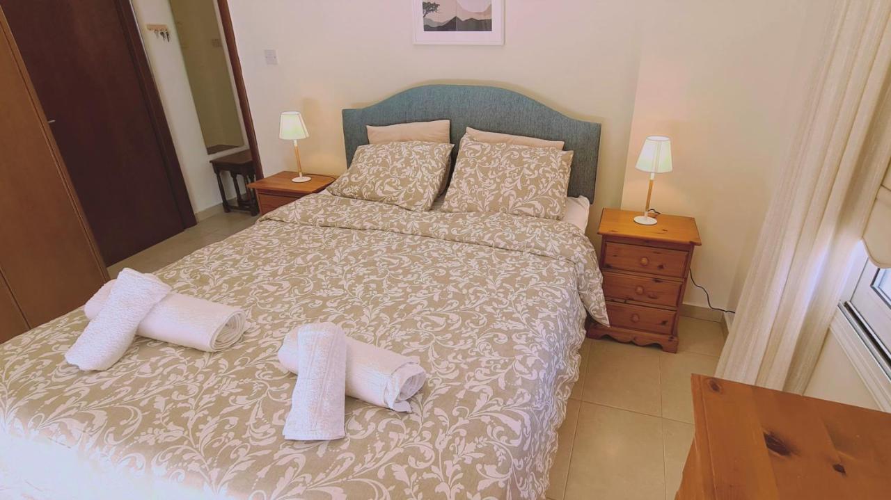 Stay Sunny Palms Apartment Voroklini Esterno foto