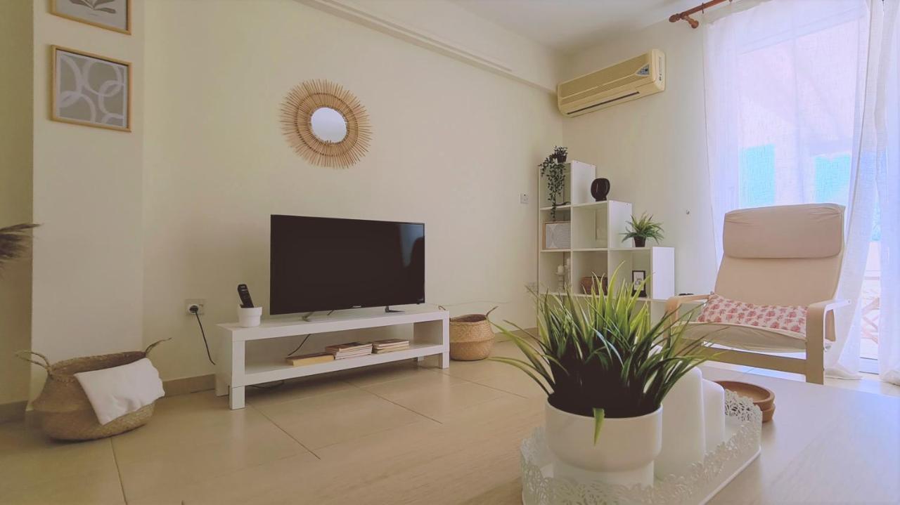 Stay Sunny Palms Apartment Voroklini Esterno foto
