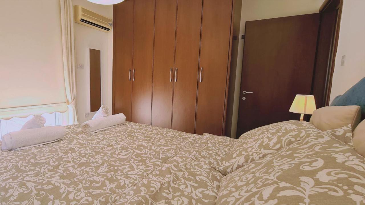 Stay Sunny Palms Apartment Voroklini Esterno foto