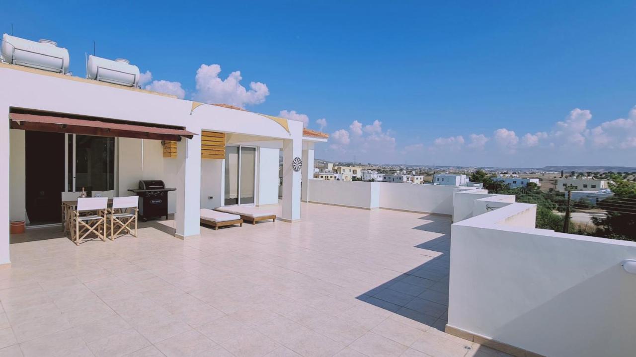 Stay Sunny Palms Apartment Voroklini Esterno foto