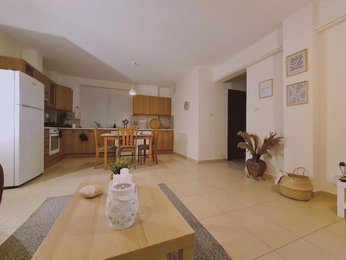 Stay Sunny Palms Apartment Voroklini Esterno foto